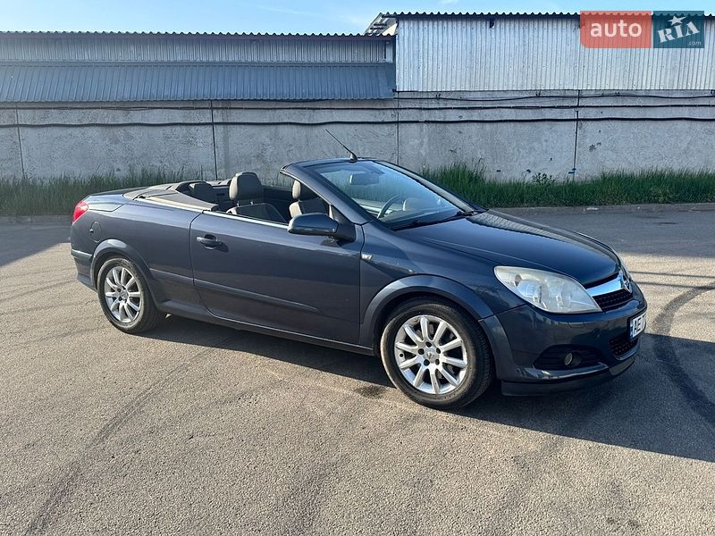 Кабріолет Opel Astra 2008 в Києві фото 16 Кабріолет Opel Astra 2008 в Києві