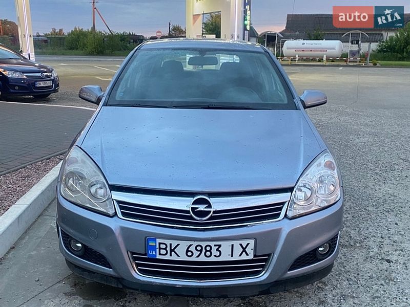 Opel Astra 2008