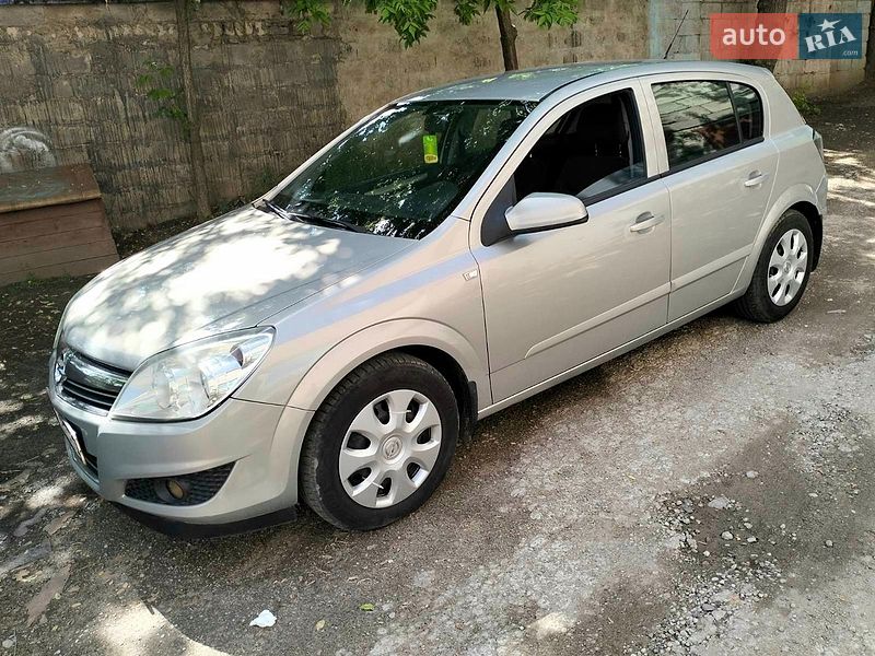 Седан Opel Astra 2008 в Кривом Роге фото 23 Седан Opel Astra 2008 в Кривом Роге