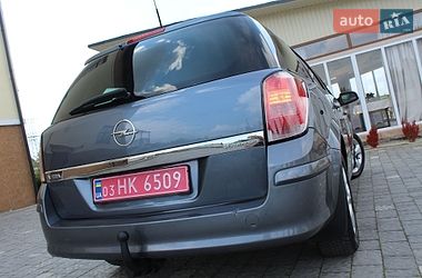 Универсал Opel Astra 2006 в Трускавце
