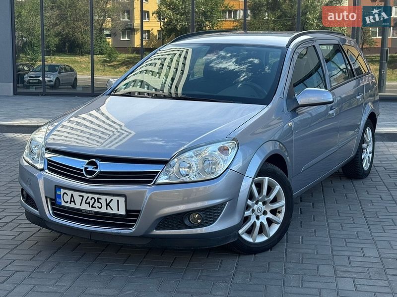 Универсал Opel Astra 2008 в Днепре