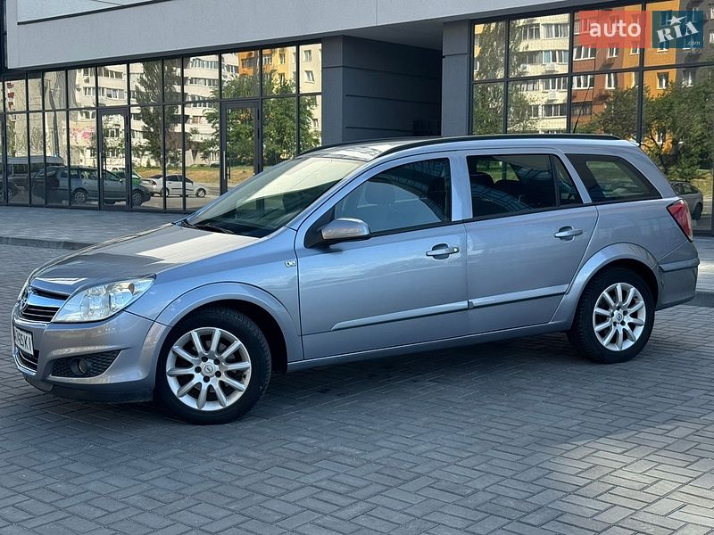 Универсал Opel Astra 2008 в Днепре