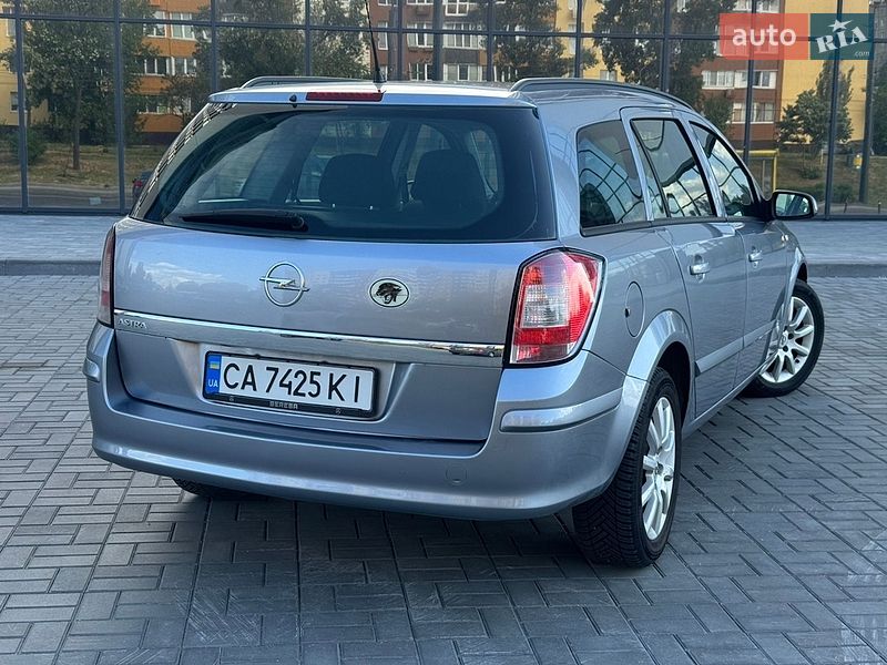 Универсал Opel Astra 2008 в Днепре