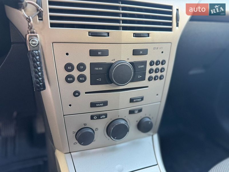 Универсал Opel Astra 2008 в Днепре