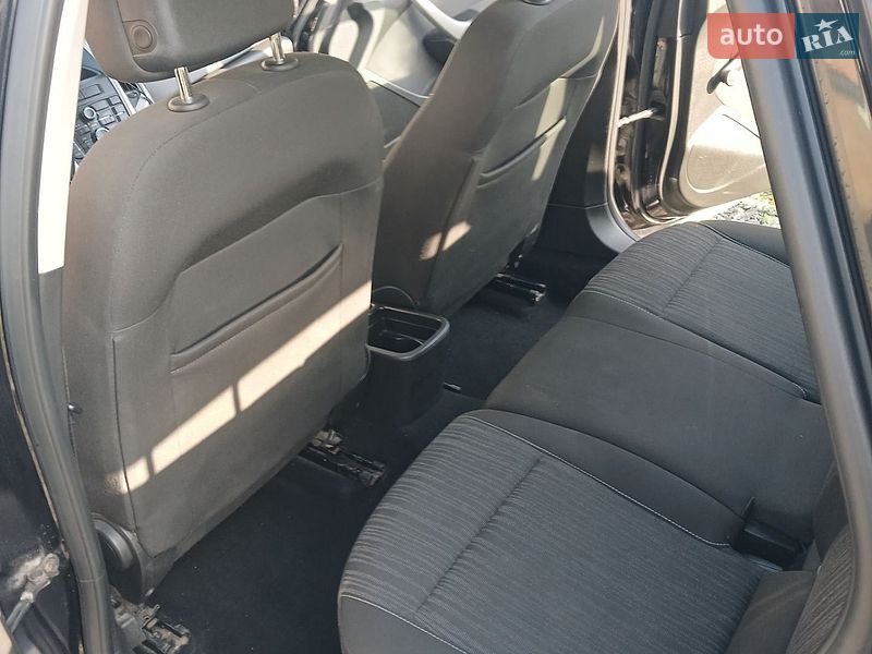 Универсал Opel Astra 2010 в Виннице