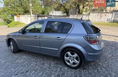 Хэтчбек Opel Astra 2007 в Киеве