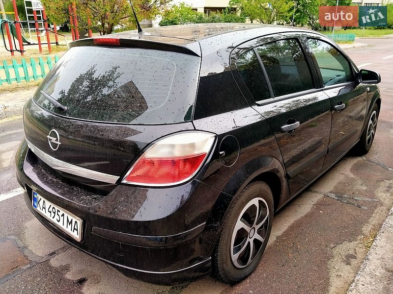 Хетчбек Opel Astra 2006 в Києві