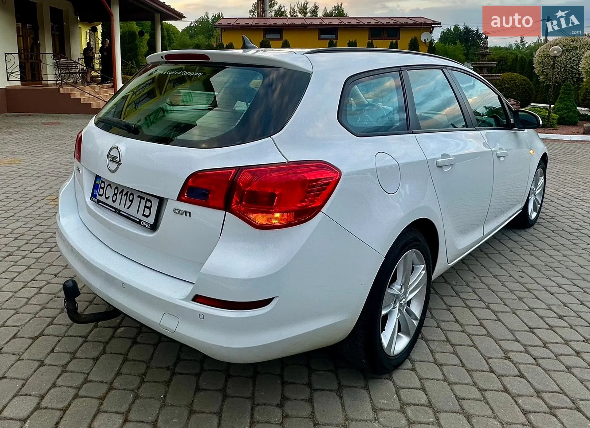 2011 Opel Astra - мініатюра 11