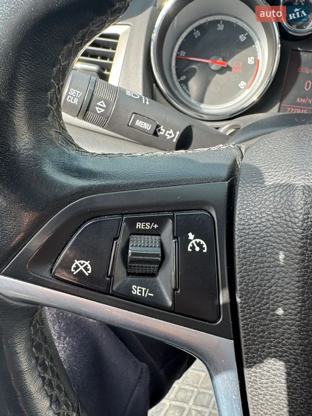 2011 Opel Astra - мініатюра 12