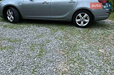 Универсал Opel Astra 2012 в Дрогобыче