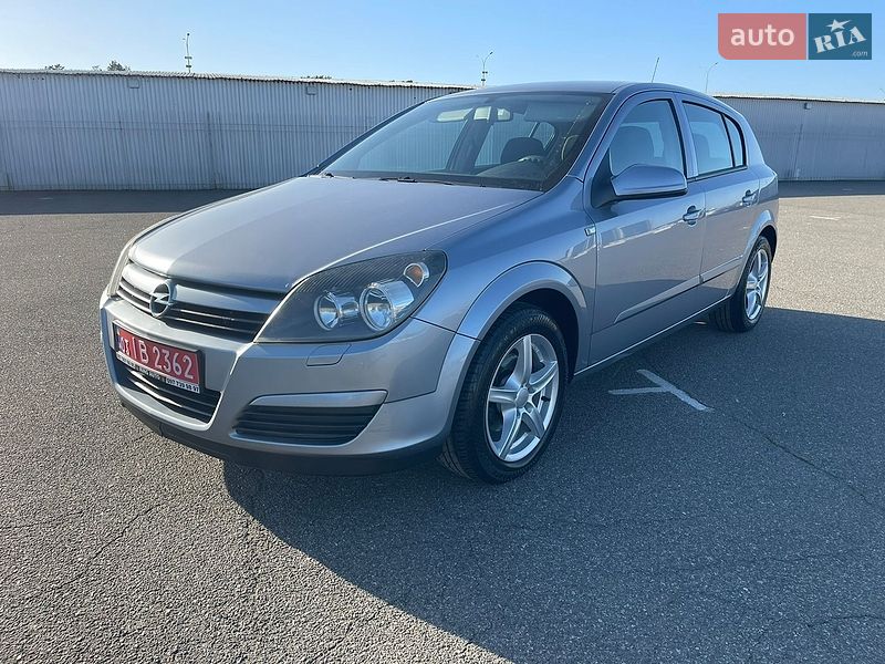 Хэтчбек Opel Astra 2005 в Киеве