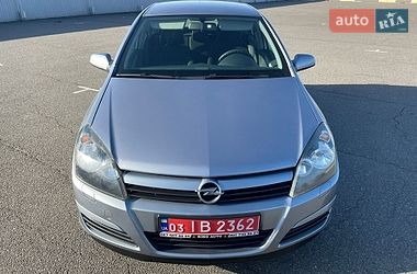 Хэтчбек Opel Astra 2005 в Киеве