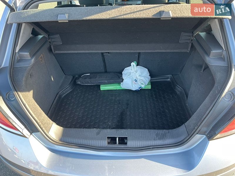 Хэтчбек Opel Astra 2005 в Киеве