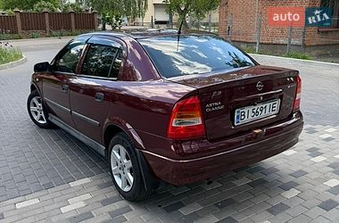 Седан Opel Astra 2006 в Полтаве