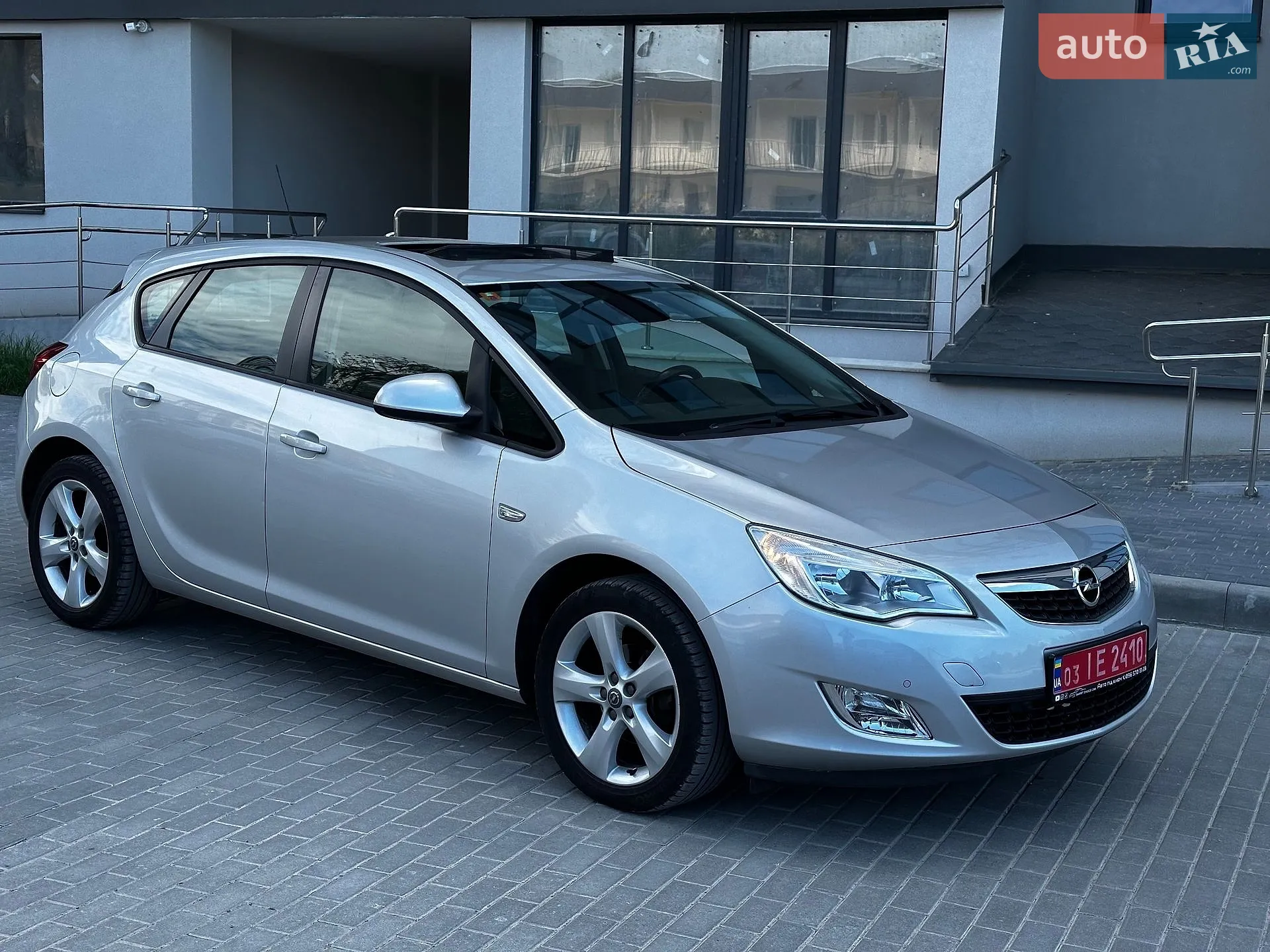 2012 Opel Astra - мініатюра 2