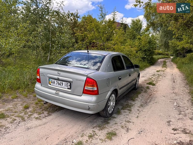 Седан Opel Astra 2007 в Києві