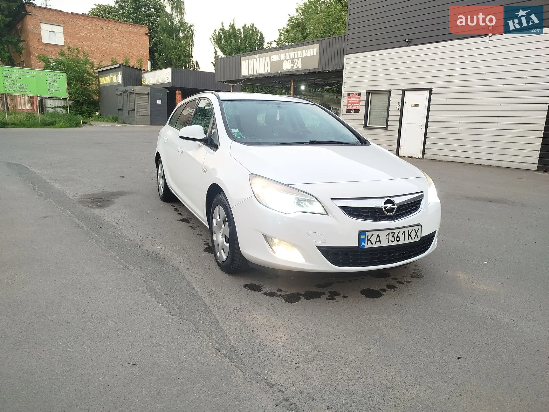 2011 Opel Astra - мініатюра 11