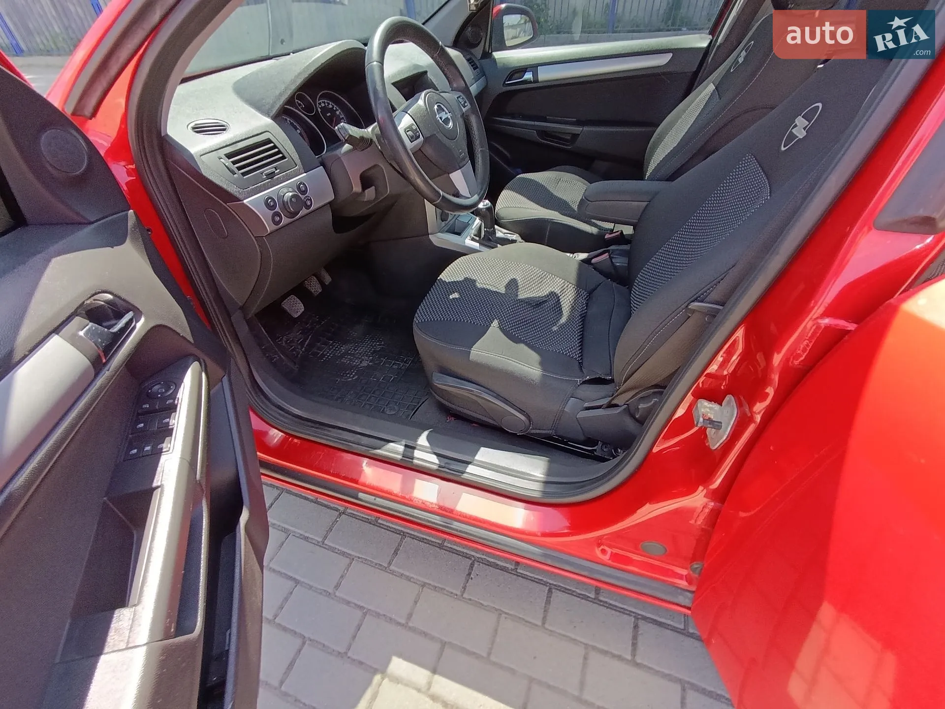 Opel Astra 2010 VIN W0L0AHL35A2084729 фото оголошення 24 з 32