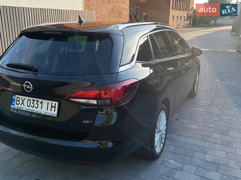 Opel Astra 2018 VIN W0VBE8EF4K8019201 фото оголошення 10 з 50