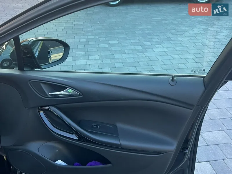 Opel Astra 2018 VIN W0VBE8EF4K8019201 фото оголошення 19 з 50