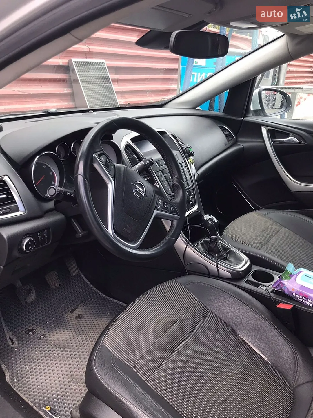 2010 Opel Astra - мініатюра 17