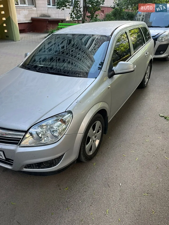 2010 Opel Astra - мініатюра 19