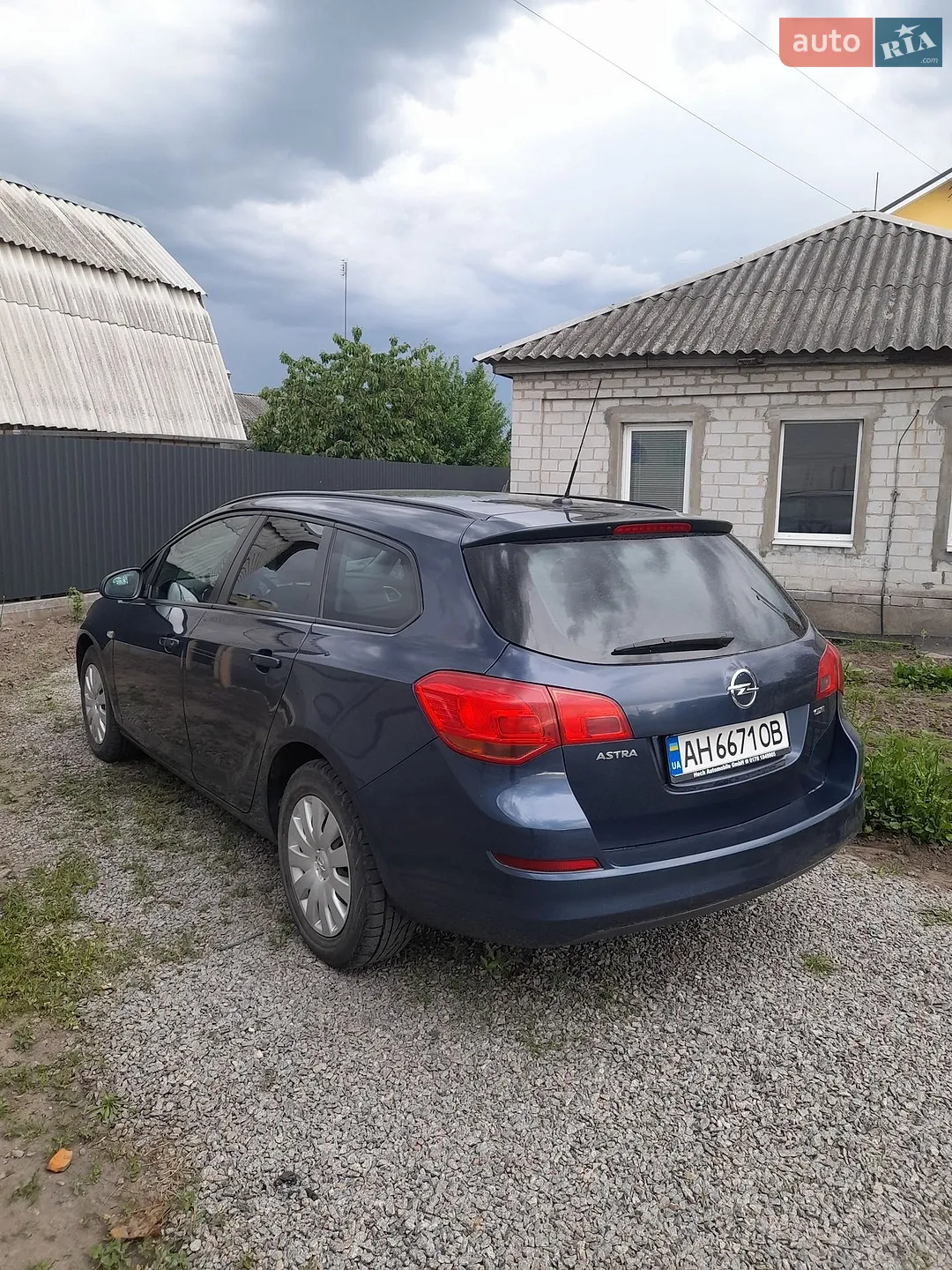 2011 Opel Astra - мініатюра 8