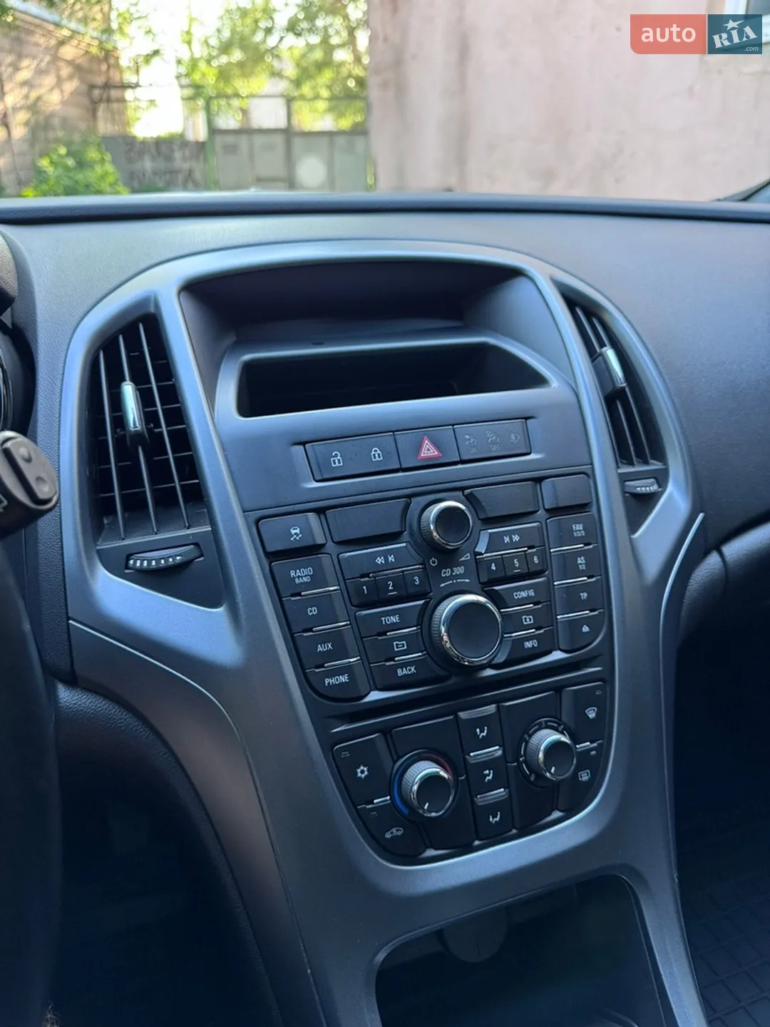 2013 Opel Astra - мініатюра 18