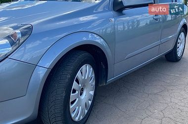 Хэтчбек Opel Astra 2004 в Новоархангельске фото 5 Хэтчбек Opel Astra 2004 в Новоархангельске