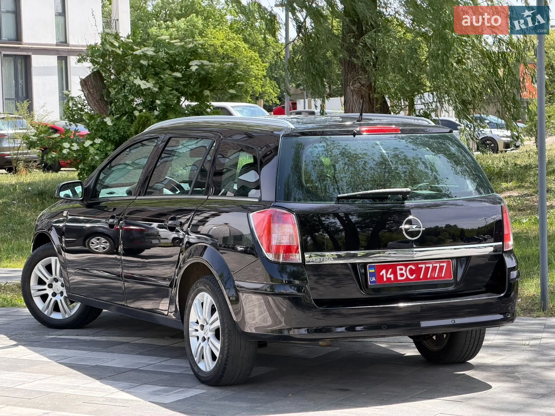 2010 Opel Astra - мініатюра 22