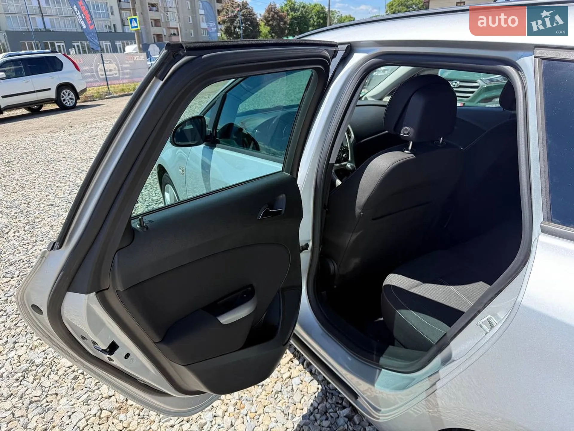 2011 Opel Astra - мініатюра 24