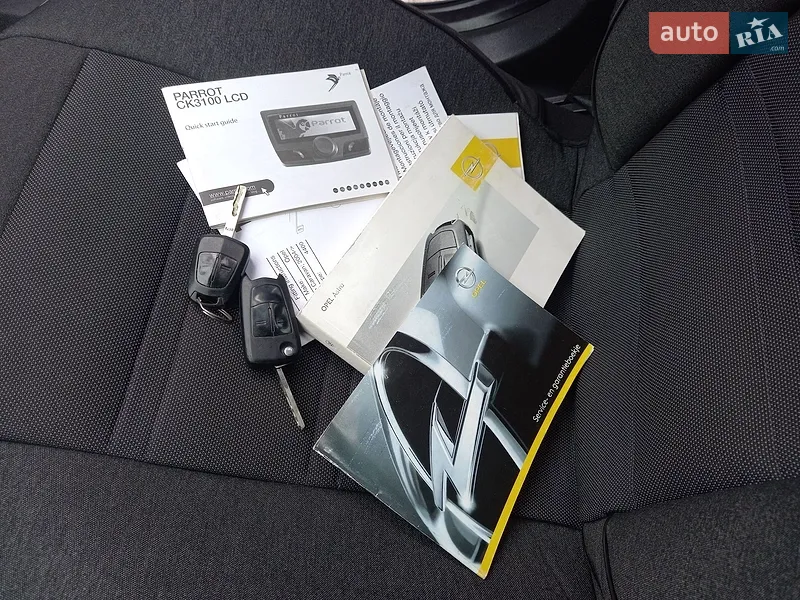 Универсал Opel Astra 2009 в Черкассах документ