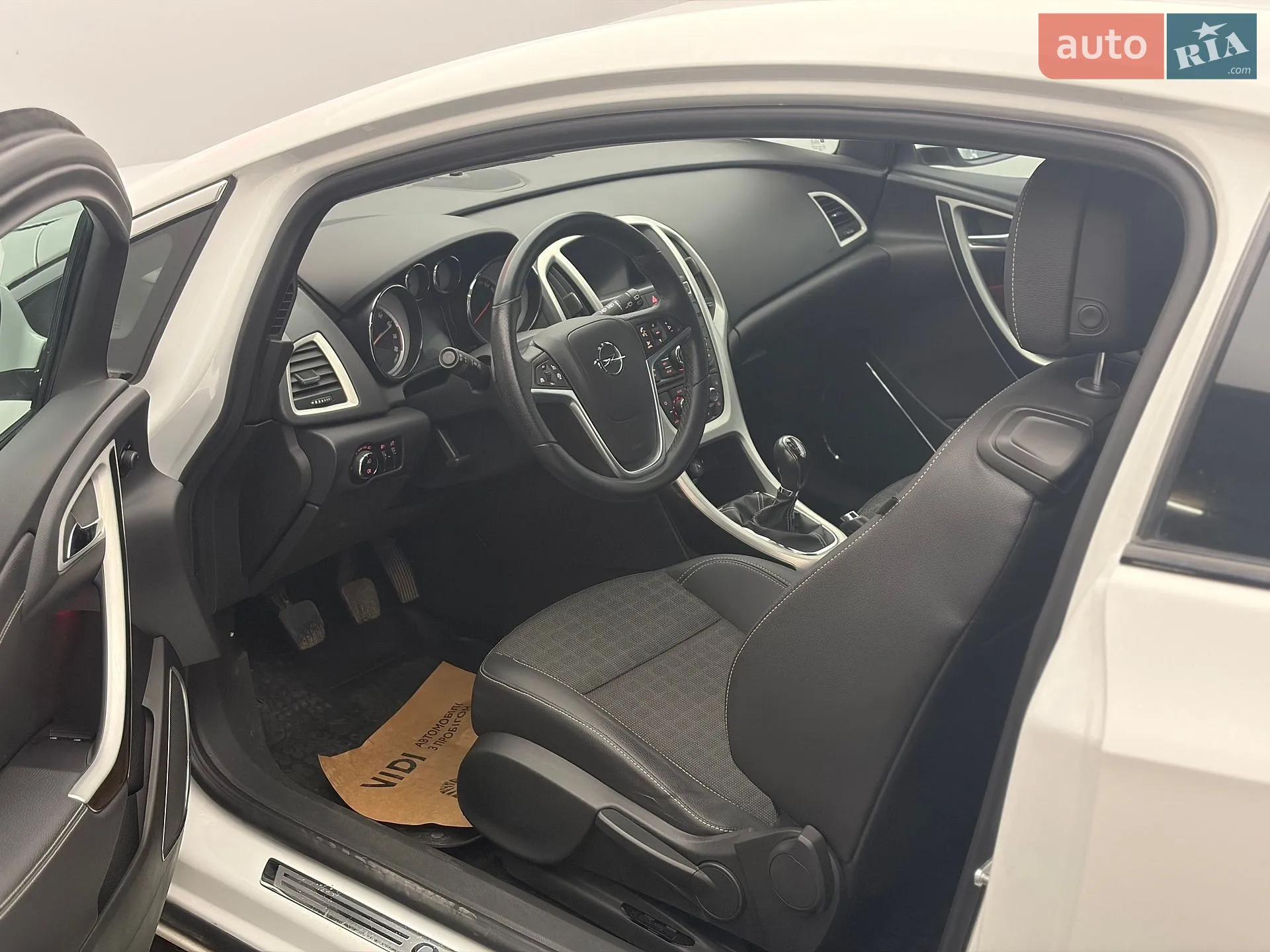2013 Opel Astra - мініатюра 10