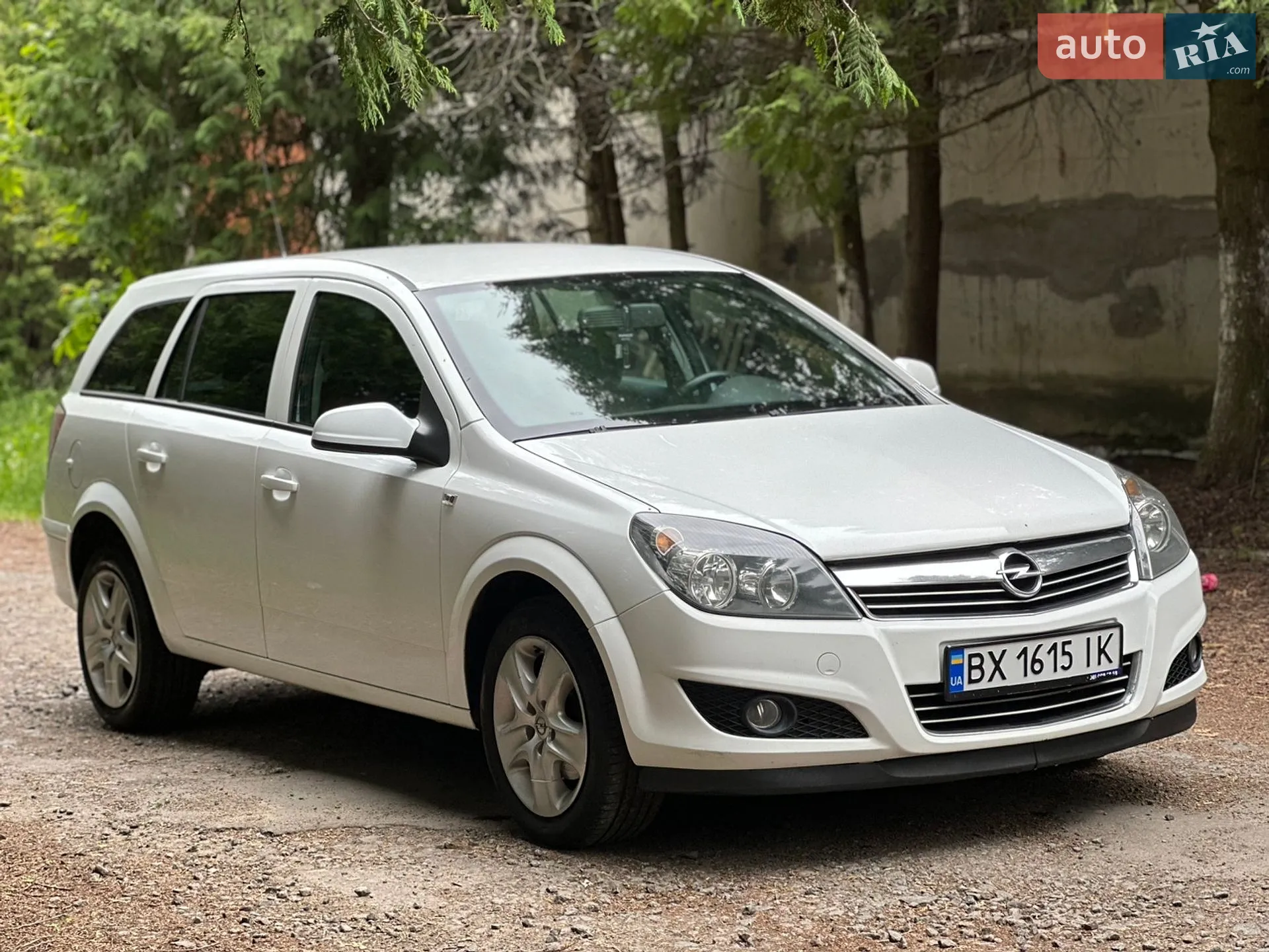 2010 Opel Astra - фото 1