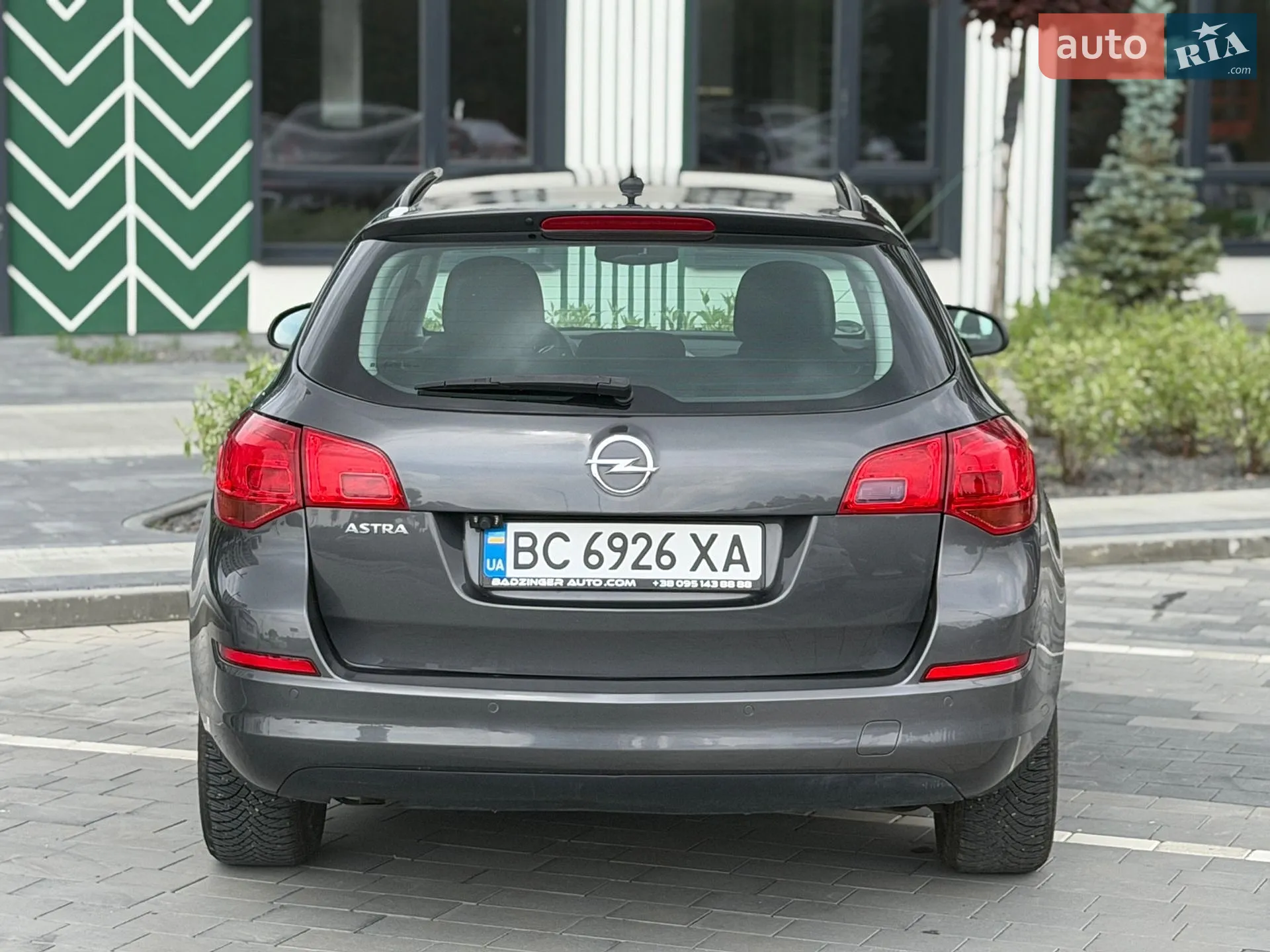 2010 Opel Astra - мініатюра 8