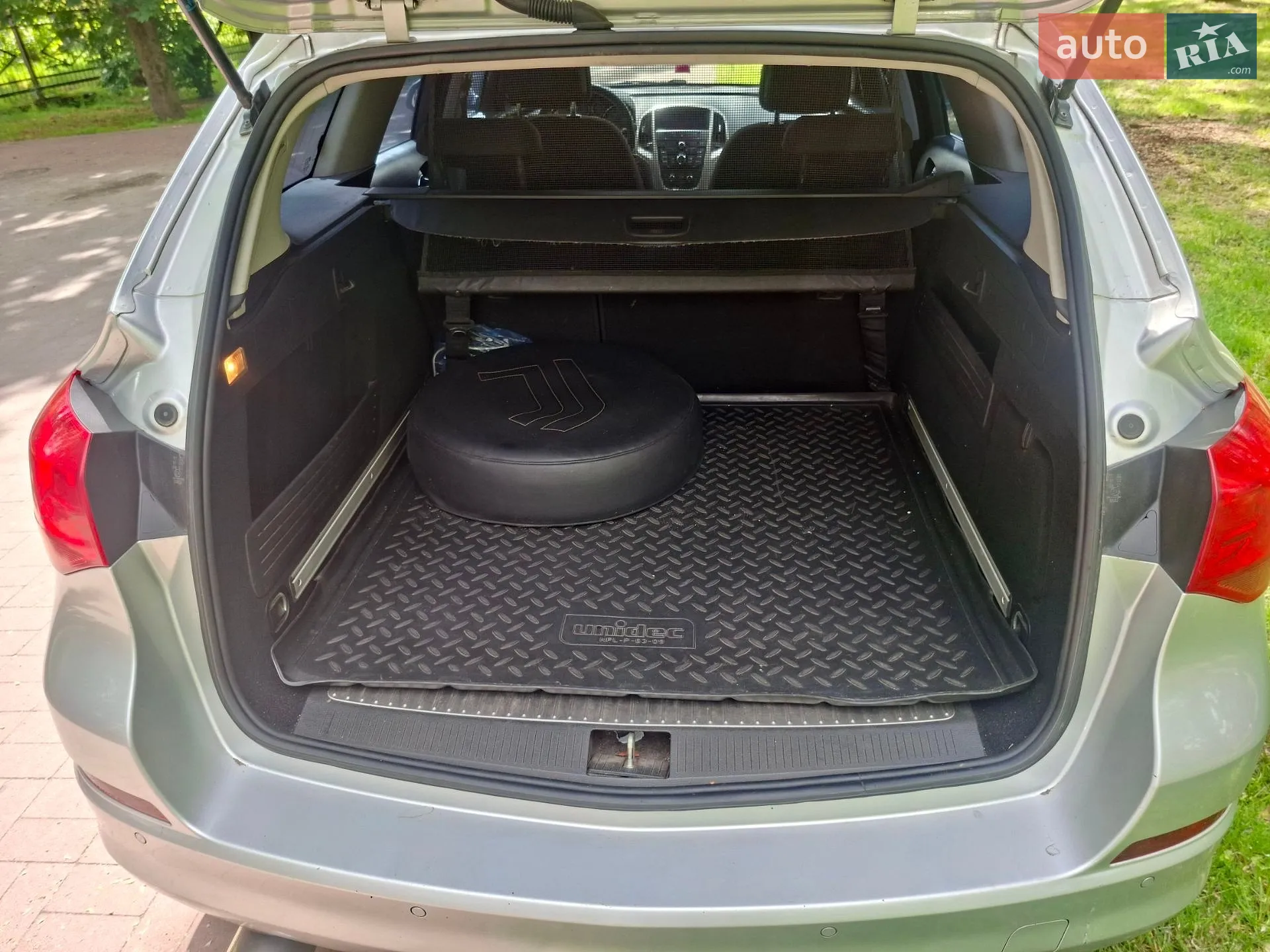 2011 Opel Astra - мініатюра 11