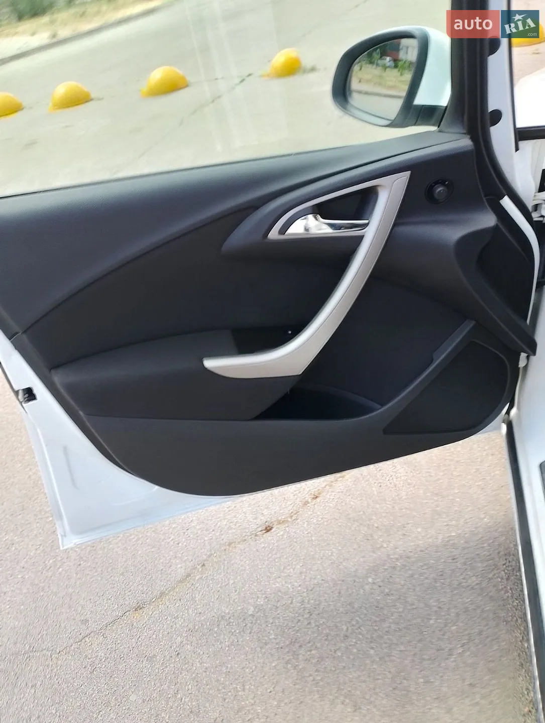2010 Opel Astra - мініатюра 16