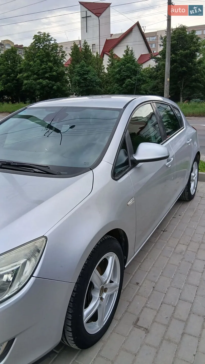 2010 Opel Astra - мініатюра 35
