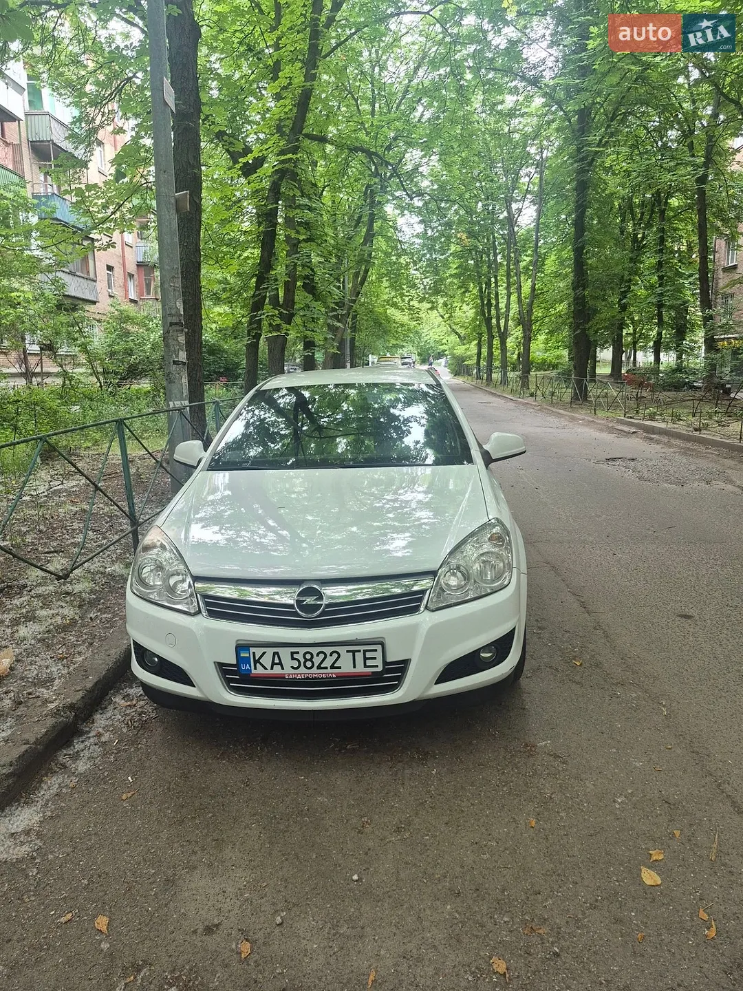 2012 Opel Astra - мініатюра 2