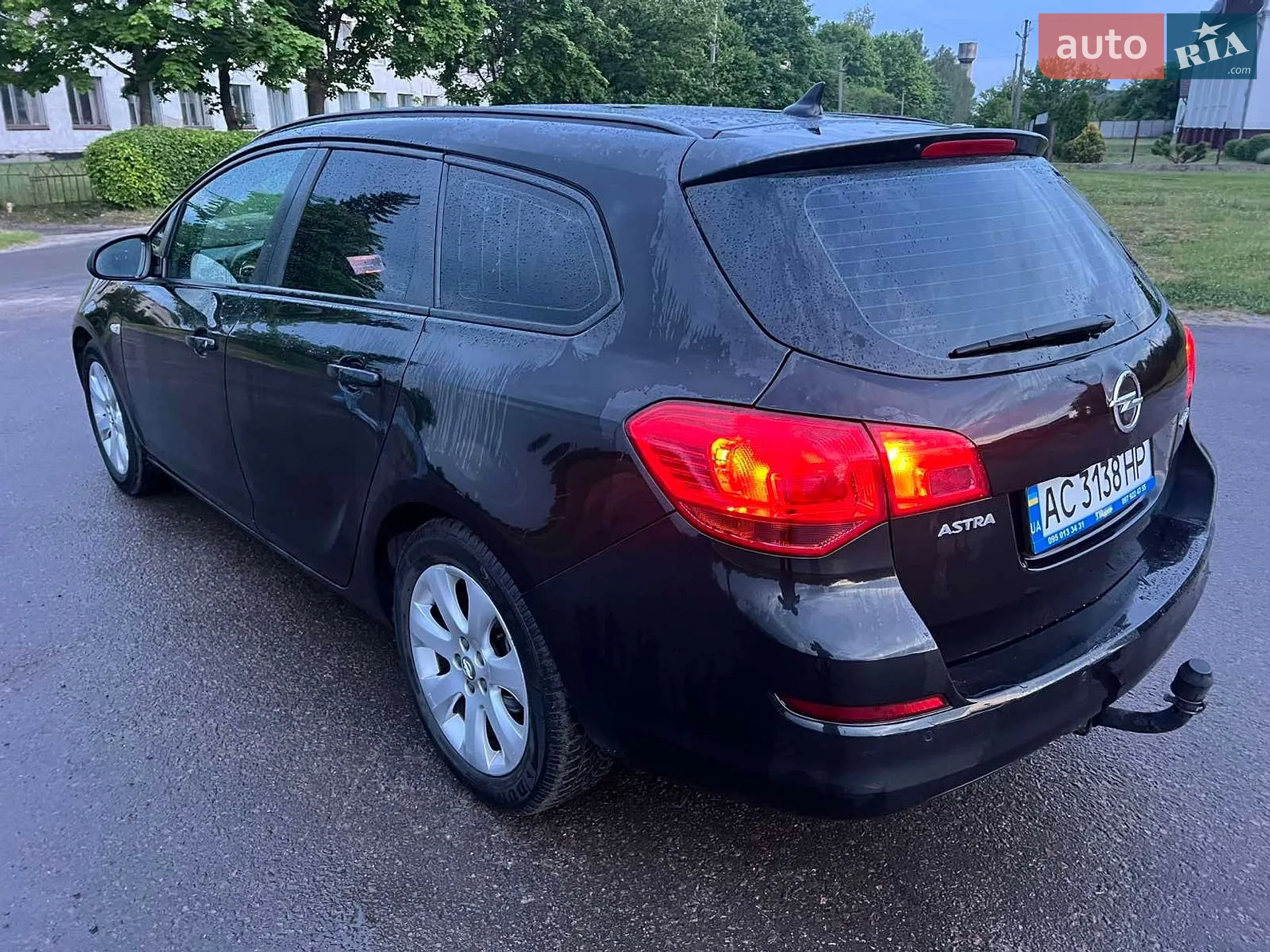2011 Opel Astra - мініатюра 28