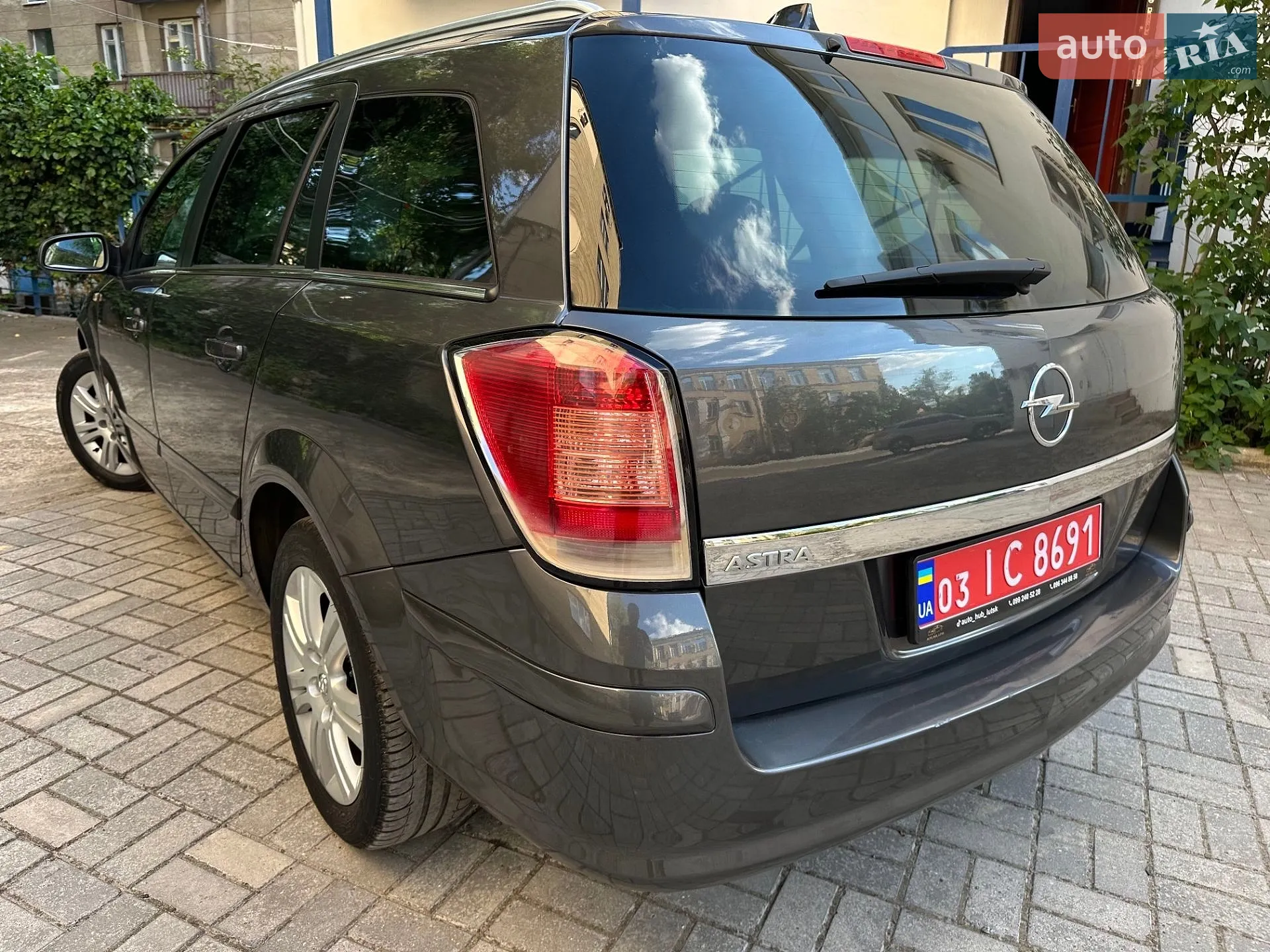 2010 Opel Astra - мініатюра 18