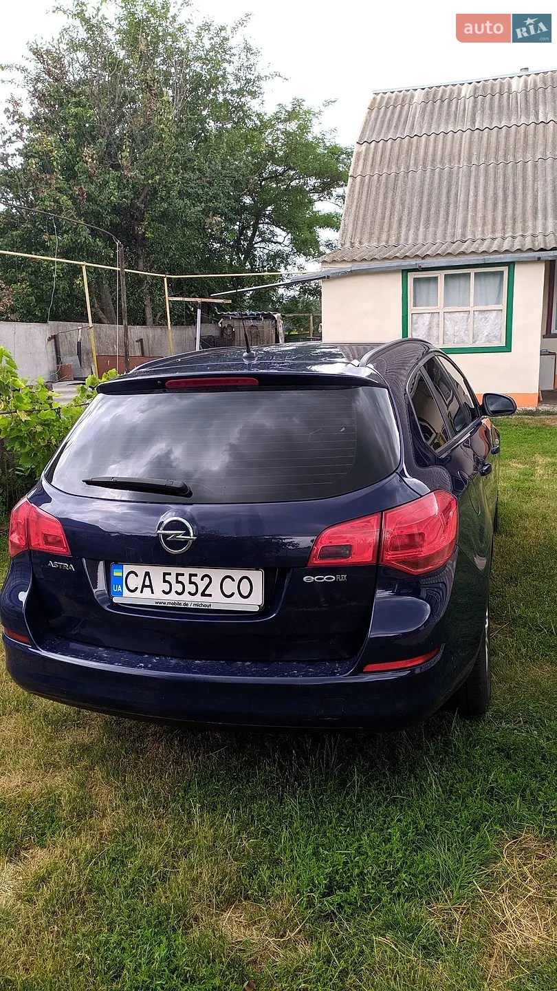 2011 Opel Astra - мініатюра 2