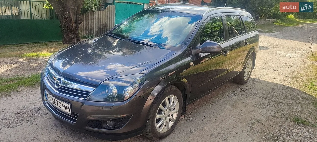 2010 Opel Astra - мініатюра 6