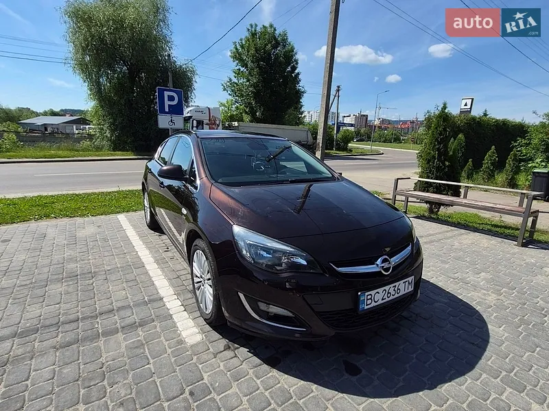 Opel Astra 2013