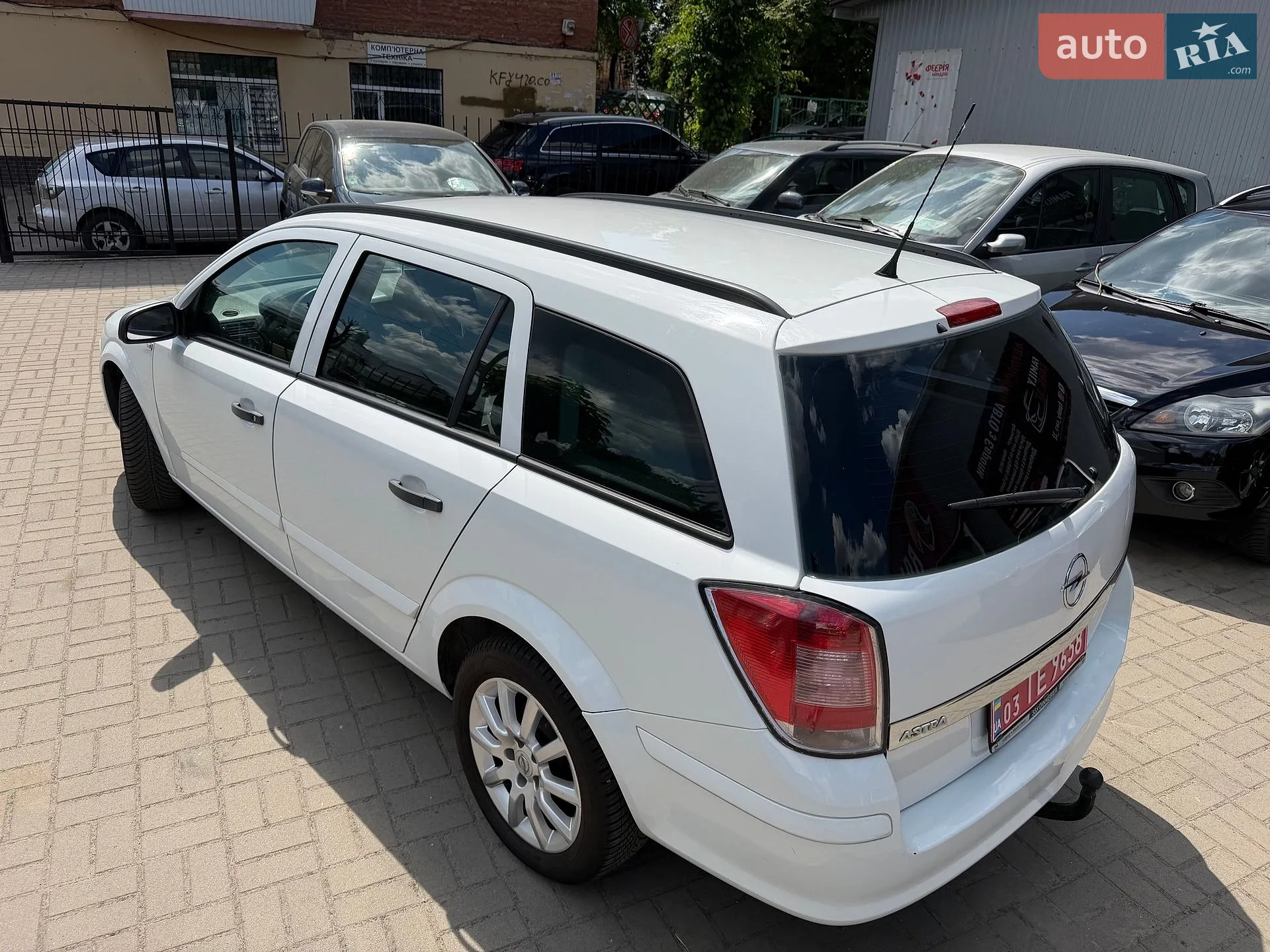 2010 Opel Astra - мініатюра 13