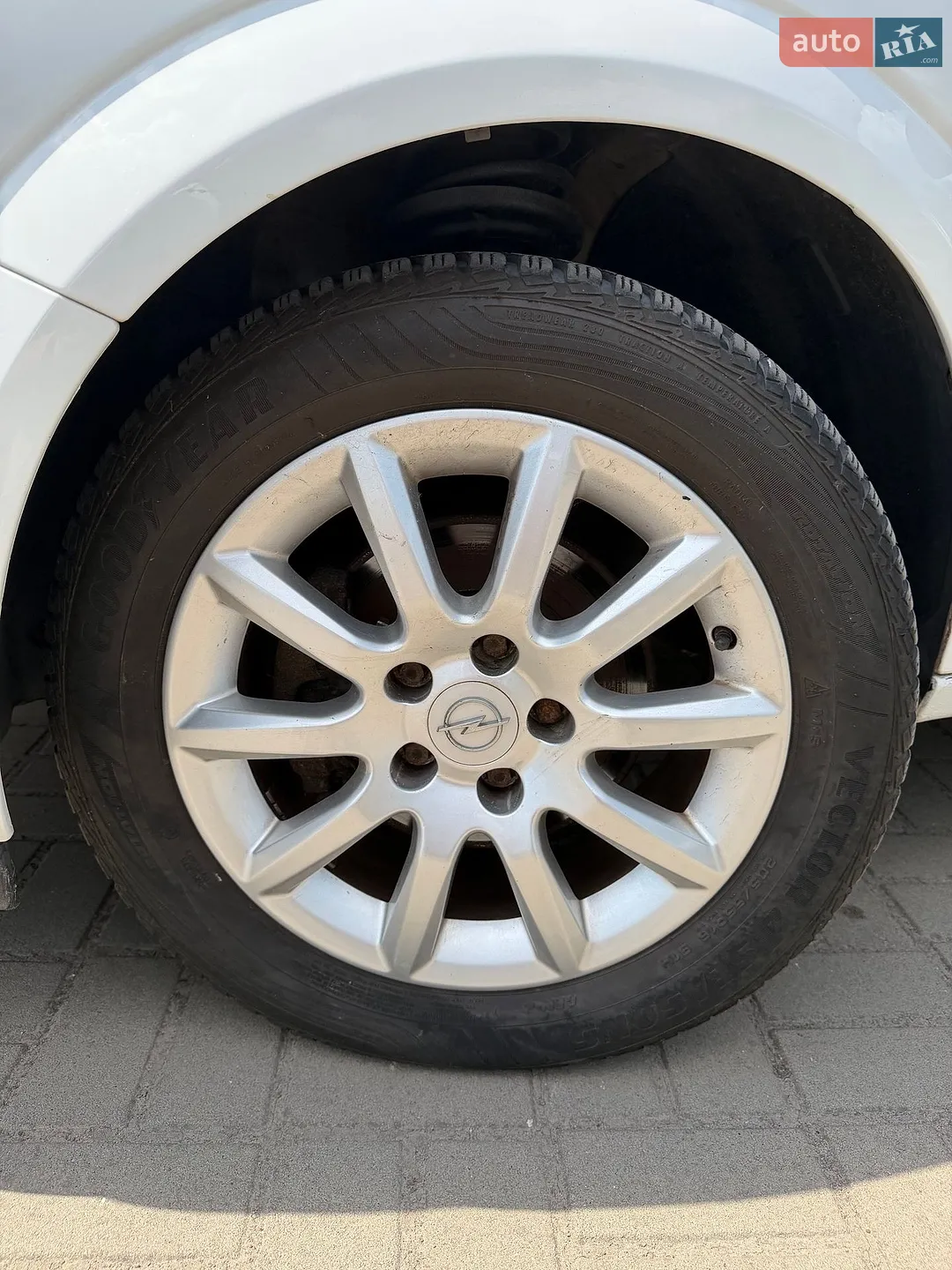 2010 Opel Astra - мініатюра 42