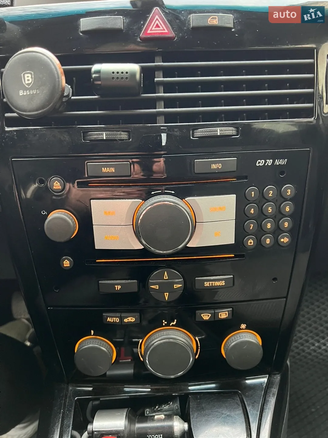 2010 Opel Astra - мініатюра 2