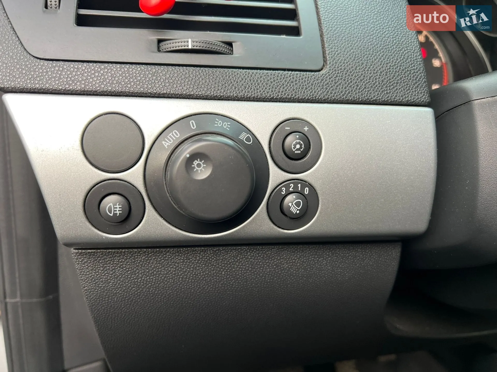 2010 Opel Astra - мініатюра 10