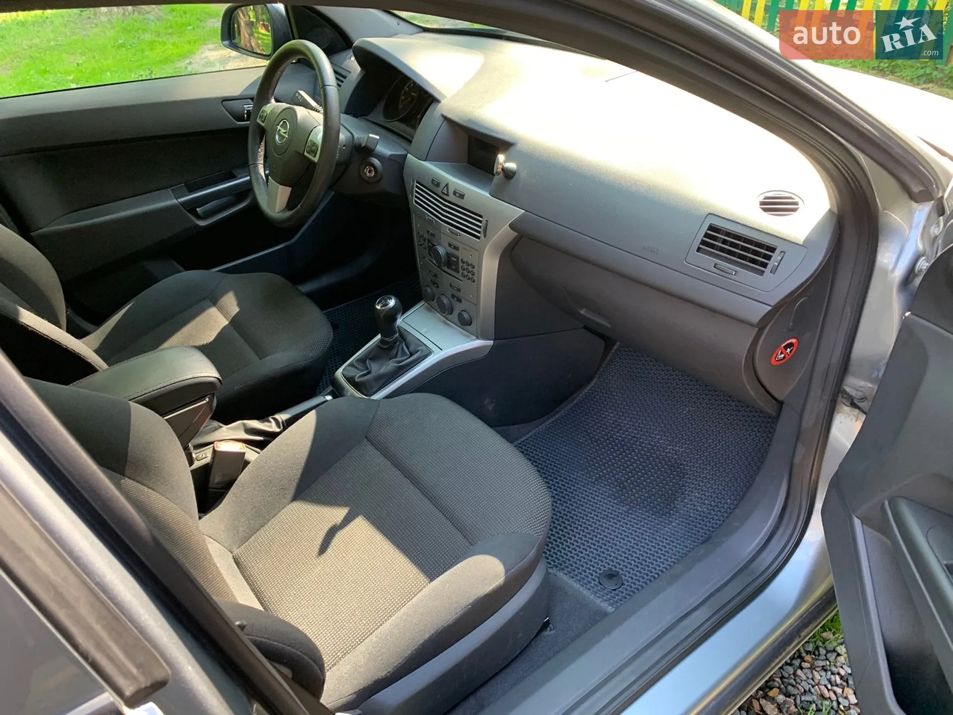 2011 Opel Astra - мініатюра 16