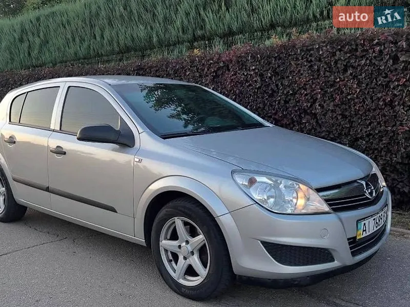 Opel Astra 2008